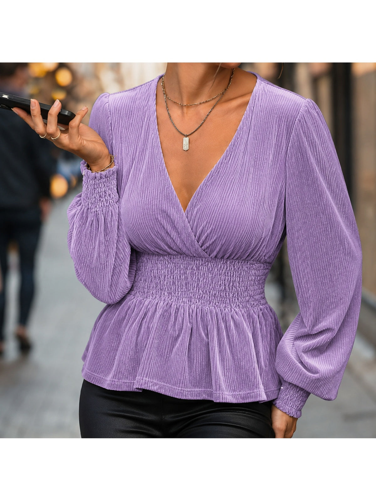 Camicetta donna fluida a maniche lunghe - Chic e leggera