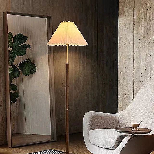 Skandynawska Lampa Podłogowa w Stylu Japońskim