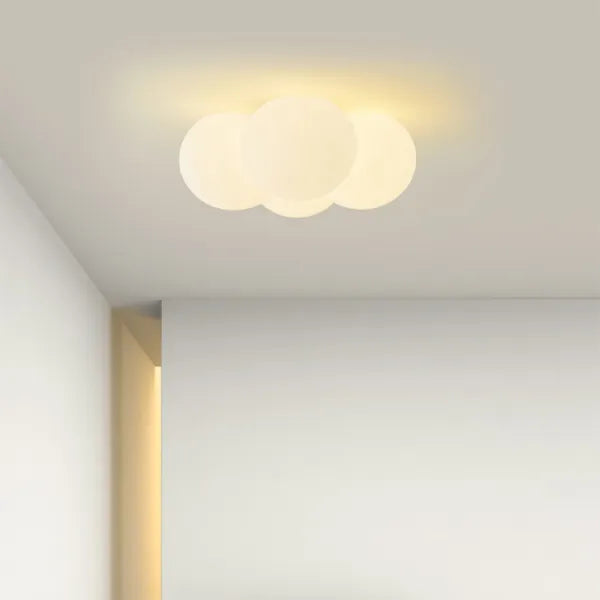 Minimalistická stropná lampa LED v tvare oblaku