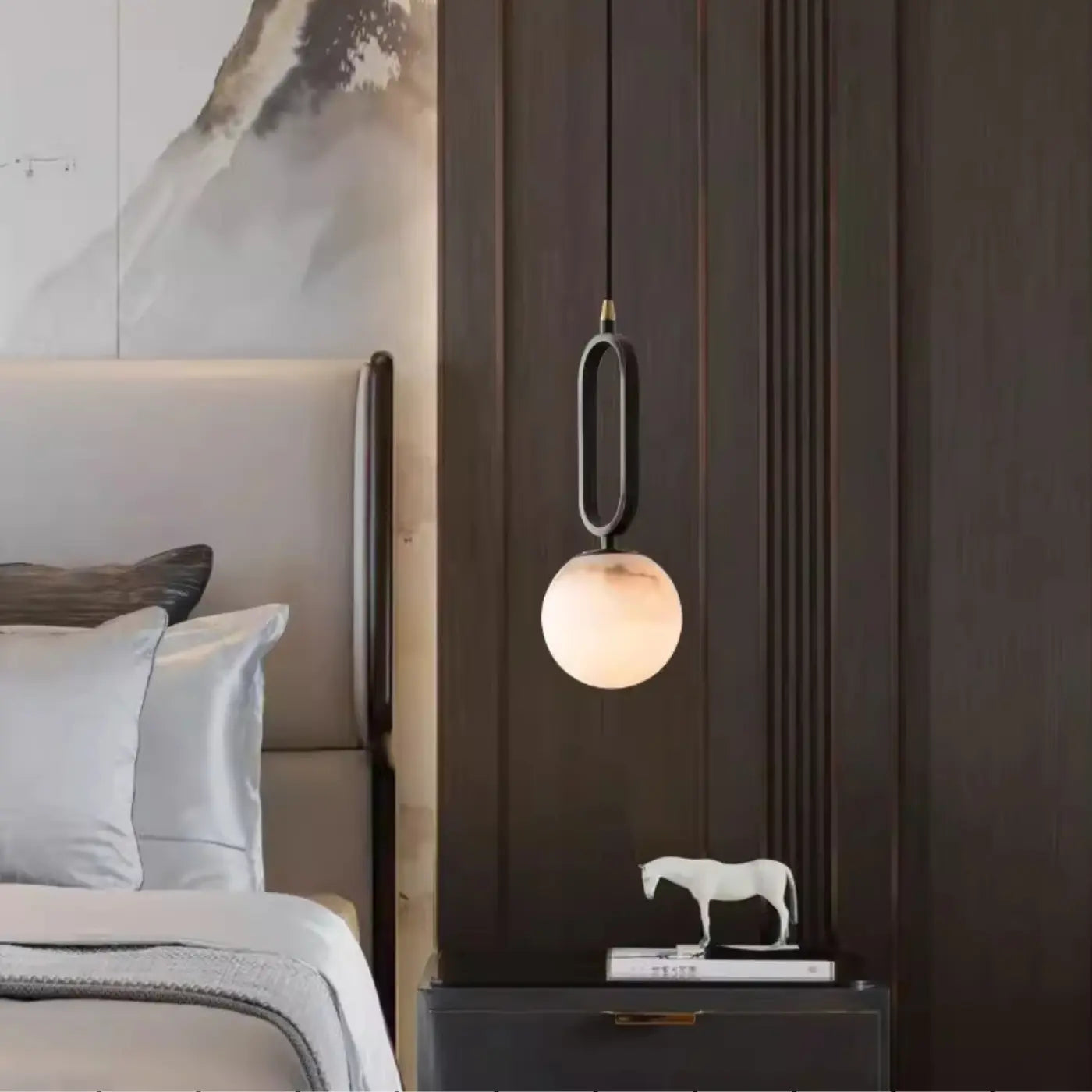 Rzeźbiarska Lampa Sufitowa w Stylu Dawnego