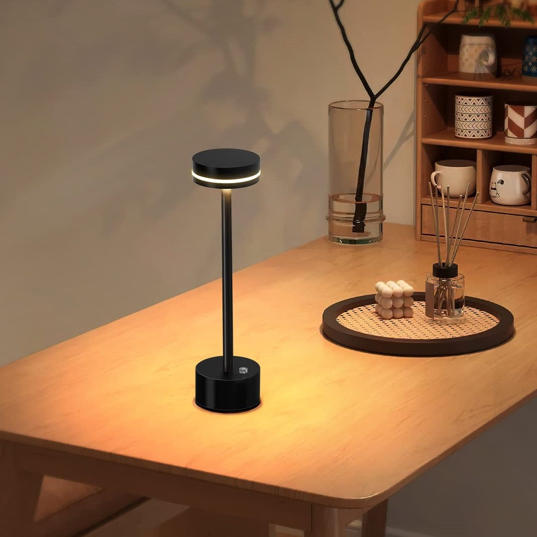 Lámpara De Mesa Led Minimalista Moderna