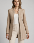 Elegant blazer for women – Elegant and structured