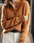 Women's button-up cardigan – Soft and easy to wear
