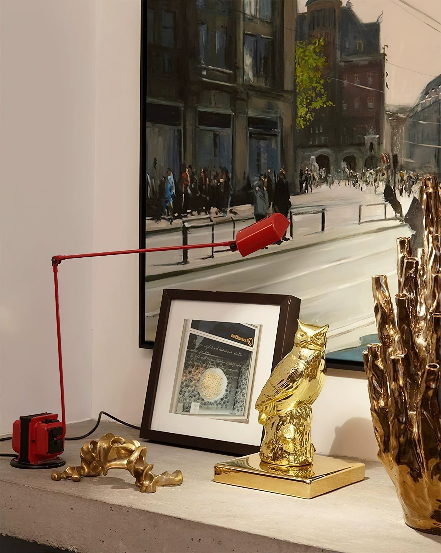 Minimalistyczna regulowana lampa stołowa w stylu przemysłowym