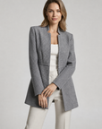 Elegant blazer for women – Elegant and structured