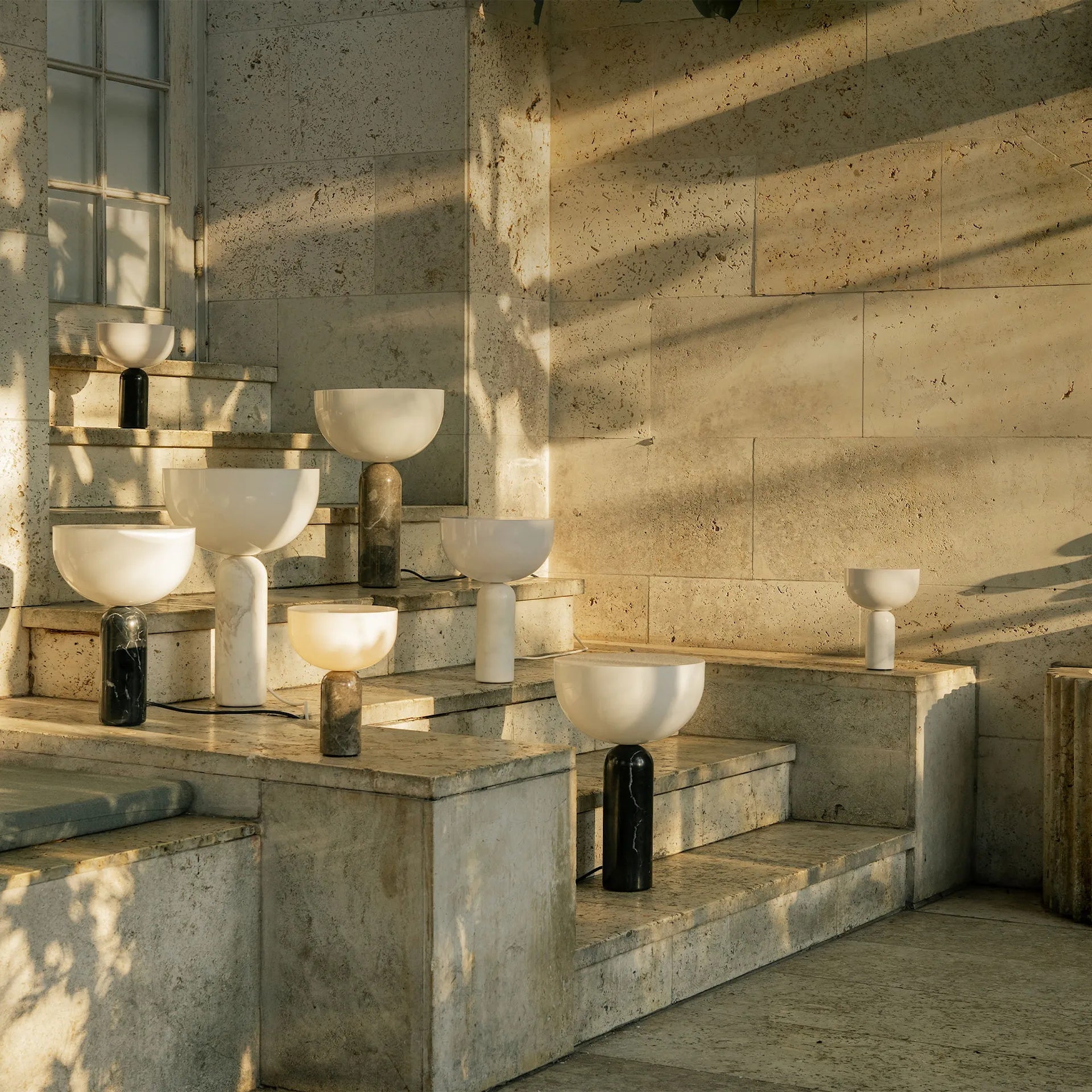 Lámpara De Mesa Escultural Portátil