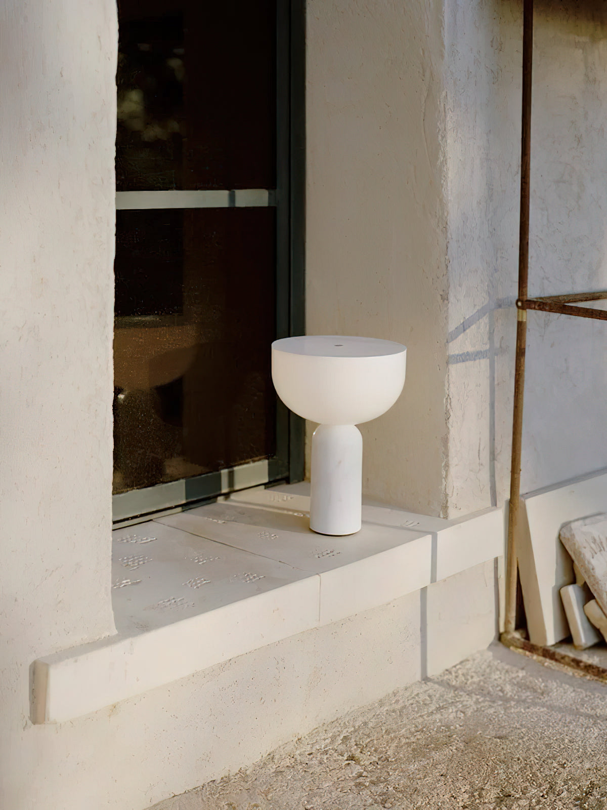 Lámpara De Mesa Escultural Portátil