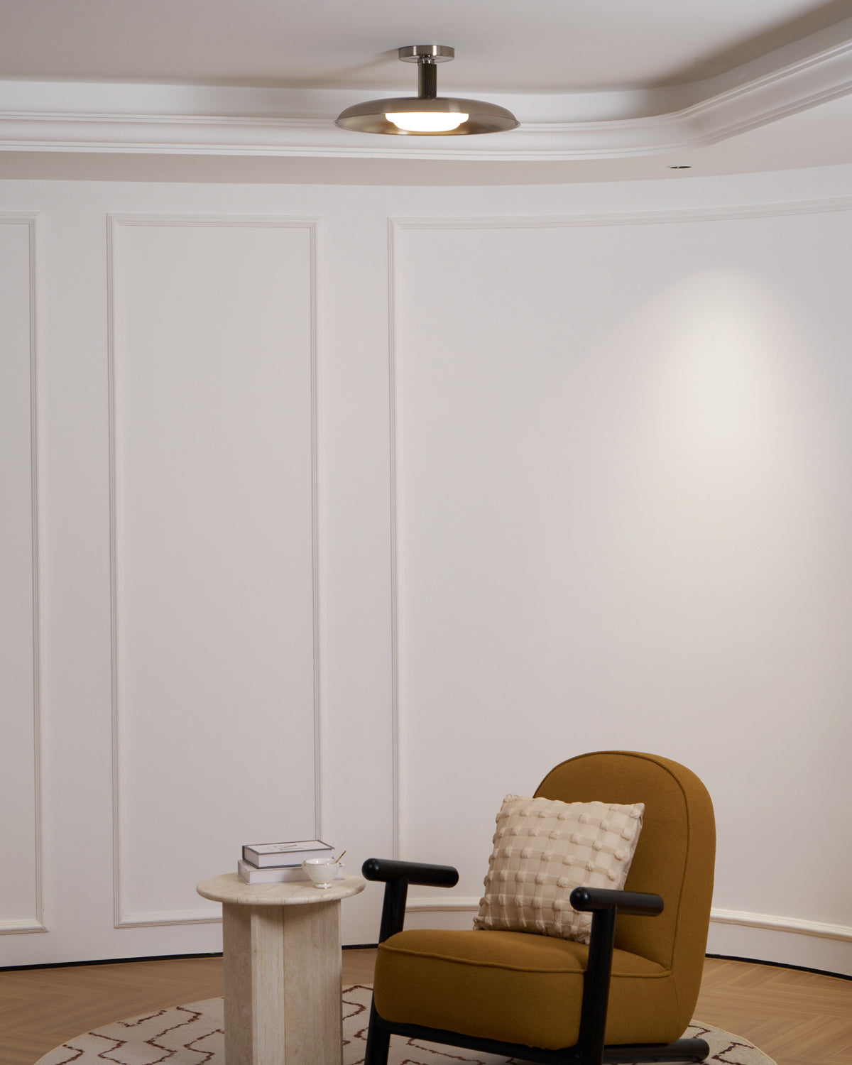 Nowoczesna lampa sufitowa w kształcie dysku