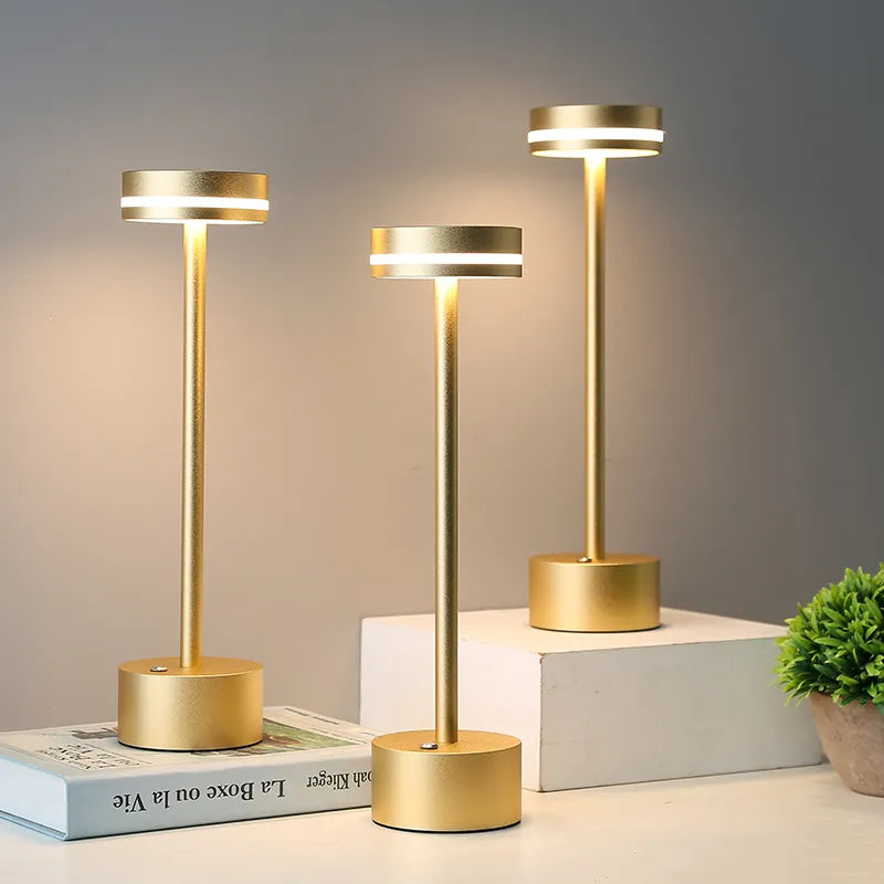 Lámpara De Mesa Led Minimalista Moderna