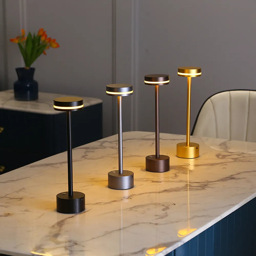 Lámpara De Mesa Led Minimalista Moderna