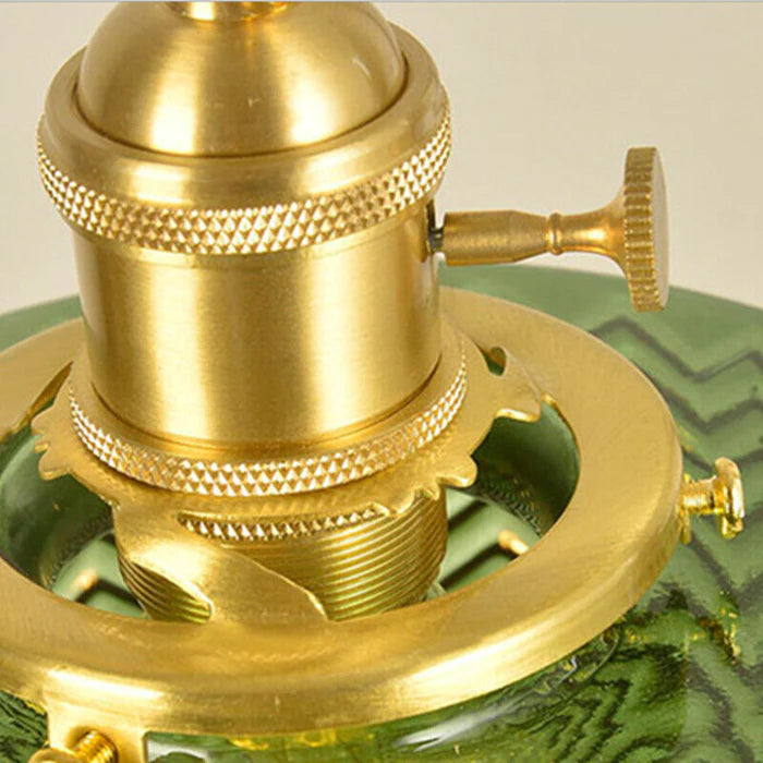 Lampe de plafond classique au style ancien