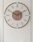Minimalistyczny zegar ścienny z drewna
