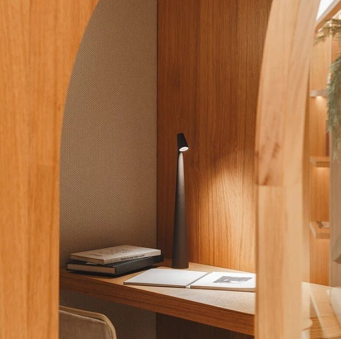 Bezprzewodowa lampka nocna LED