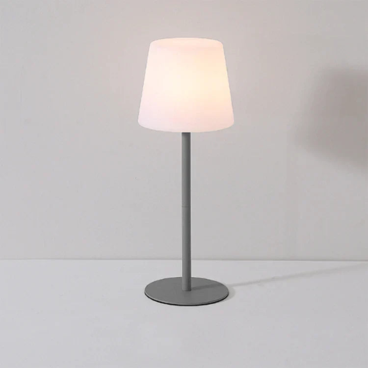 Bezdrátová stolní lampa s přepínáním barev